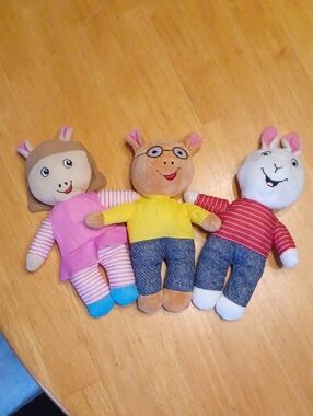 Arthur and Friends Plush Kids Toy Character Dolls
